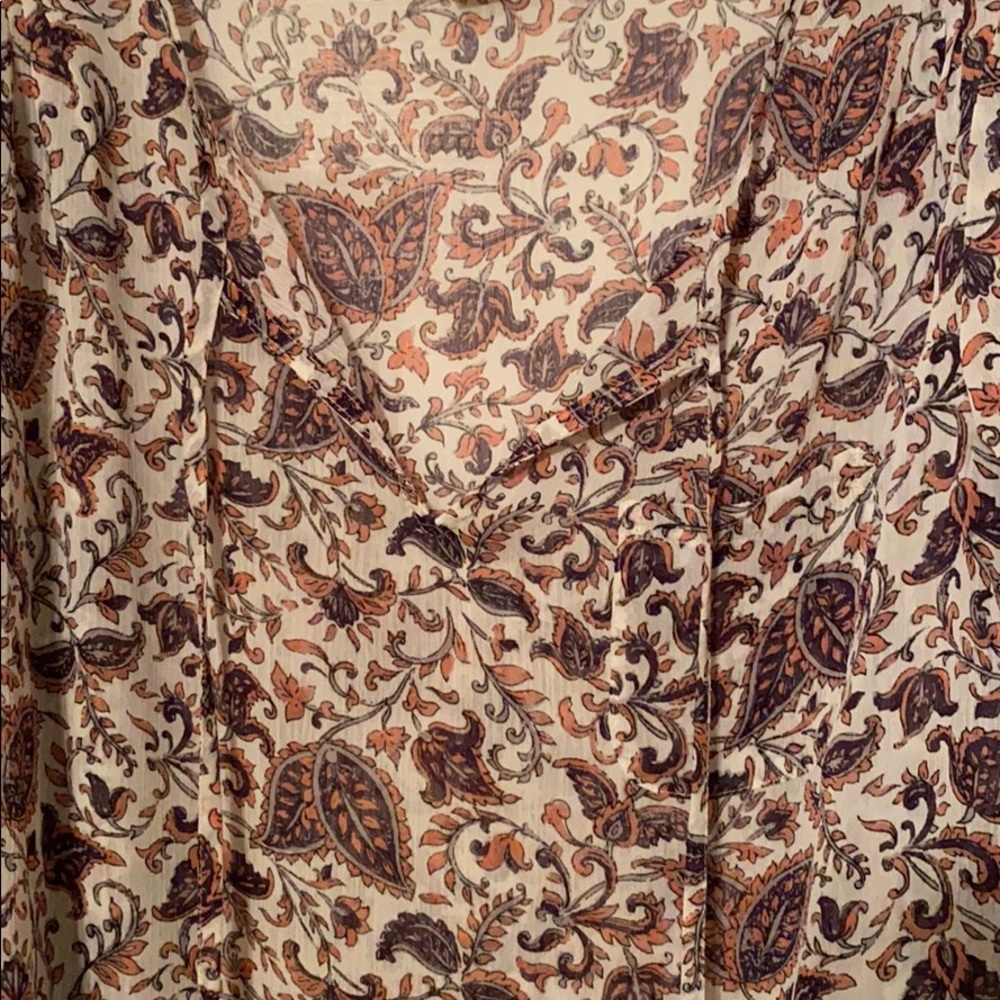Patterned top - Picture 2 of 5